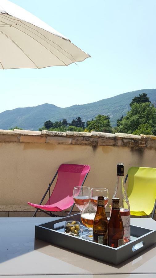 Gites Du Chateau D'Alencon Le Pegue Exterior foto